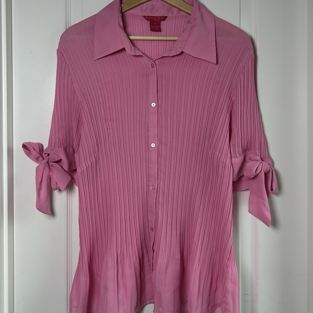 Sunny Leigh Pink Micro Pleated Tie Cuff Button Down Blouse Coquette Preppy Style